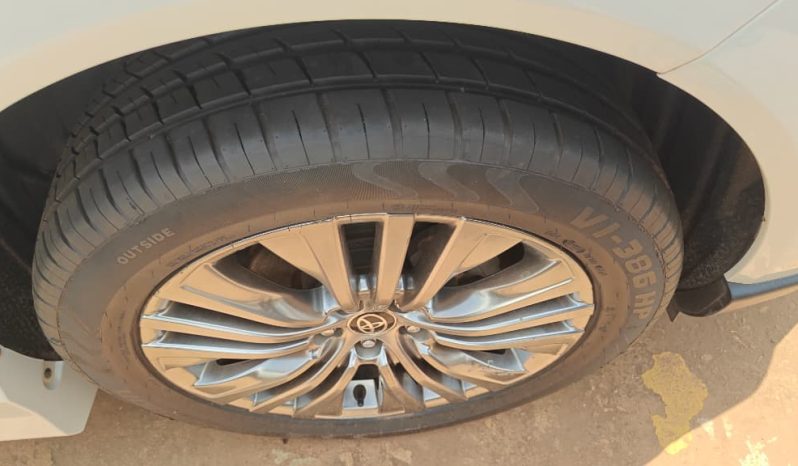 Toyota Harrier  2021 full