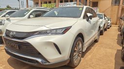 Toyota Harrier  2021 full