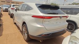 Toyota Harrier  2021 full